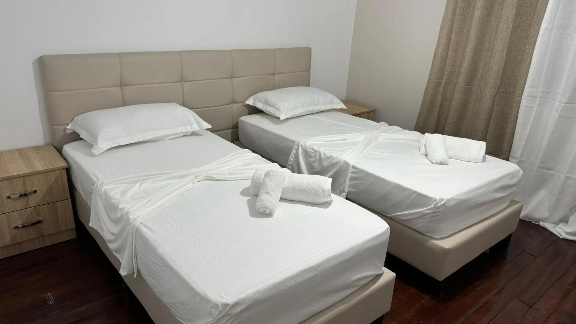 Mone Luxury Villa Vlore 0*,
