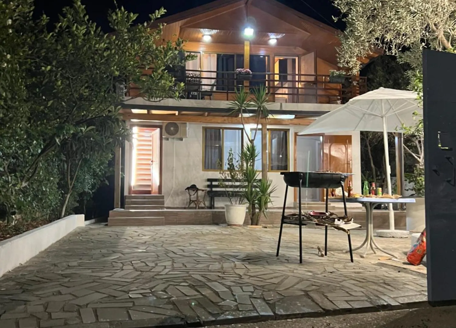 Mone Luxury Villa Vlore 0*,  Albania